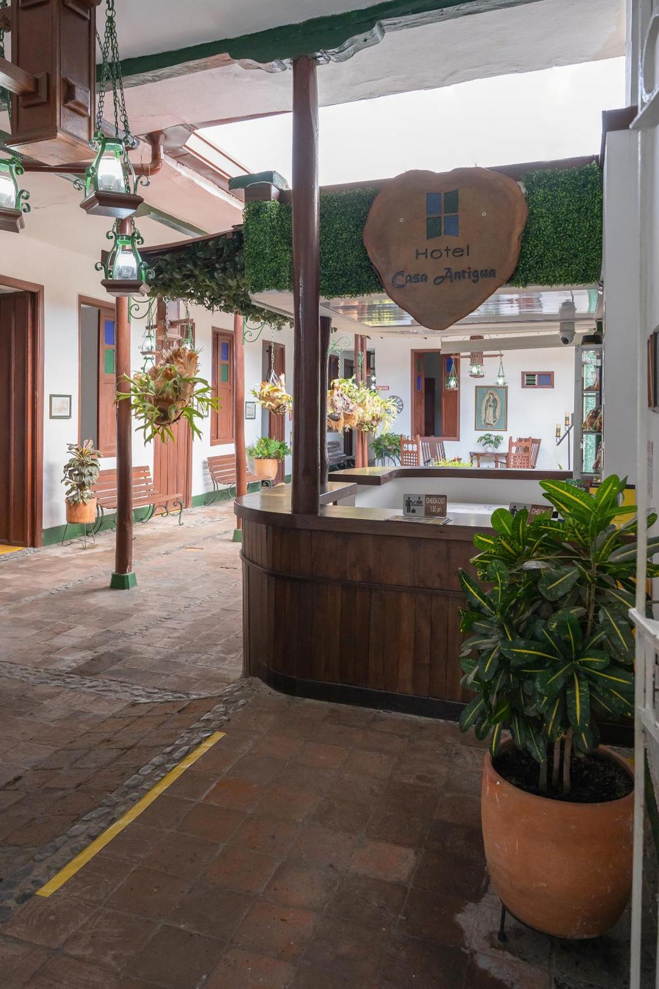 Hotel Casa Antigua Buga Extérieur photo